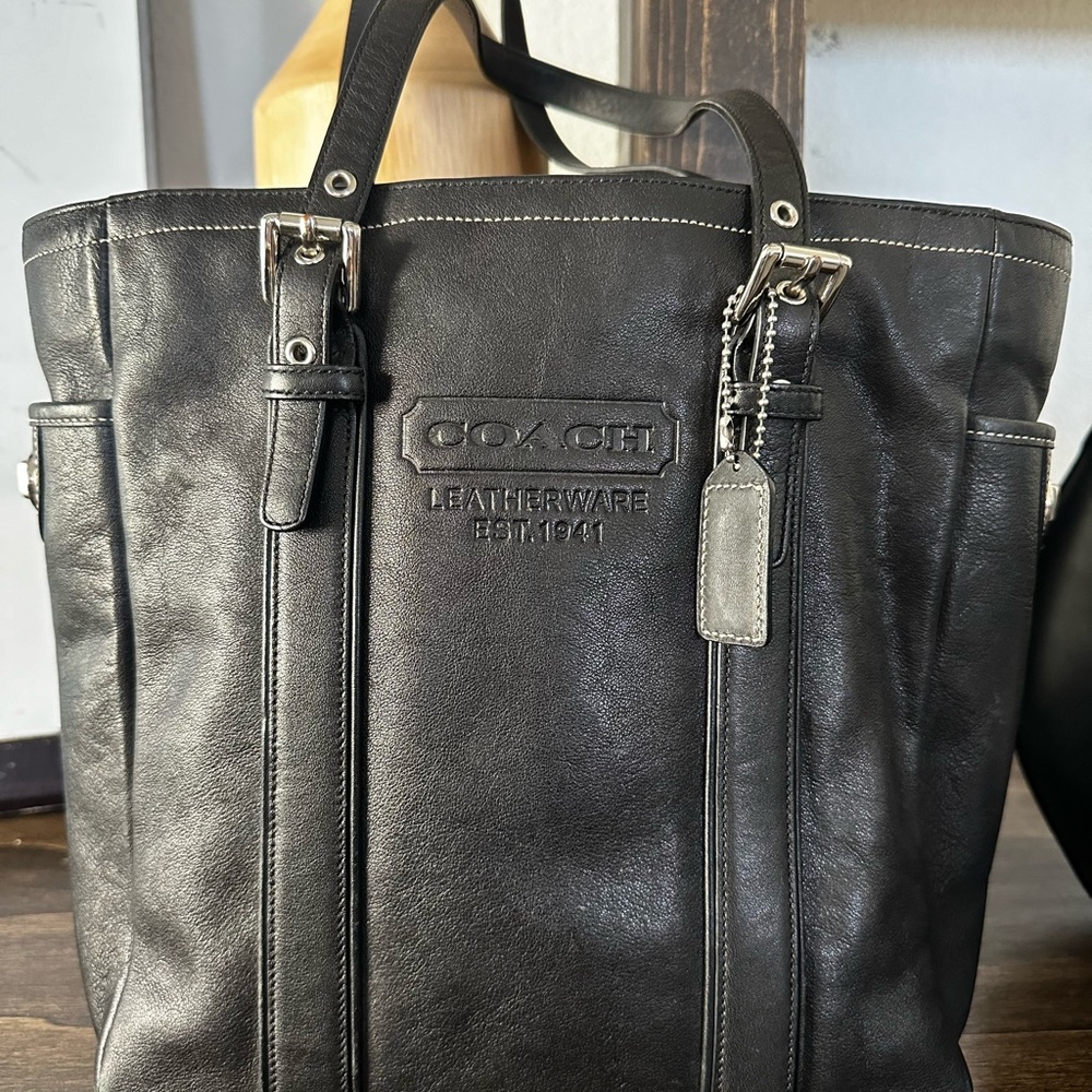 Coach Black *Vintage* Shoulder Tote Handbag. Super soft leather.